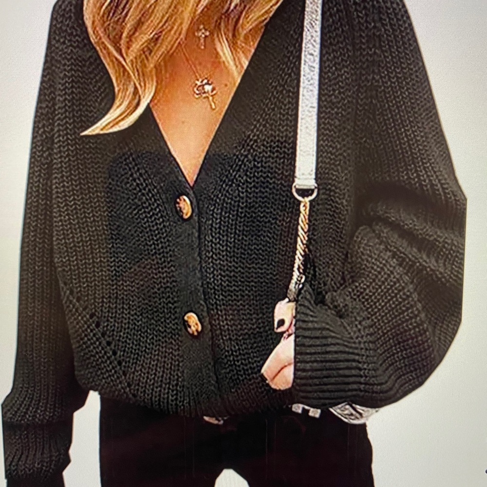 Black cropped sweater